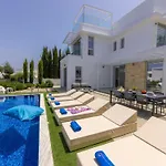 Ferienhaus Milos Lifestyle H30 *