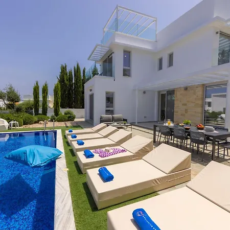 Holiday home Milos Lifestyle H30 *