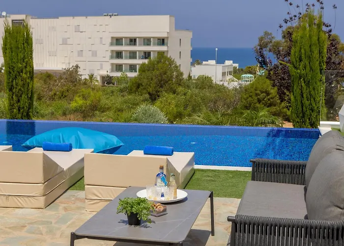 Milos Lifestyle H30 * Protaras